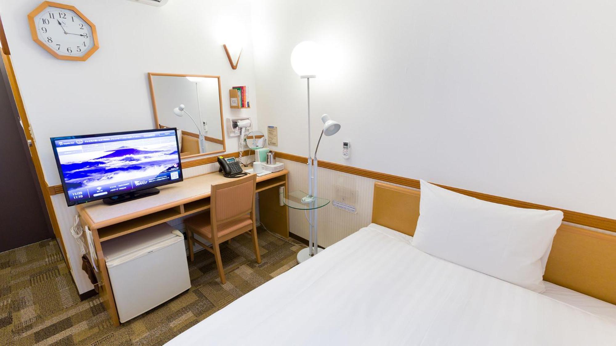 Toyoko Inn Sasebo Ekimae מראה חיצוני תמונה